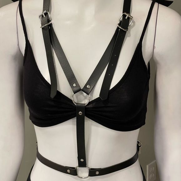 Black Winged Harness Accessory - Picture 4 of 4